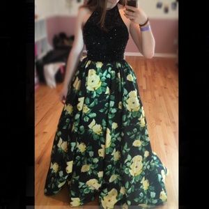 Sherri Hill Prom Dress Size 2